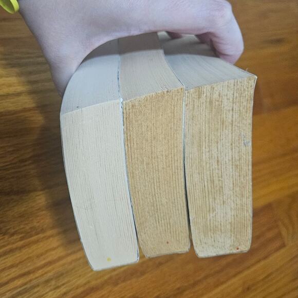 Bernard Cornwell LOT Heretic Vagabond The Archer's Tale ~ Paperback - Picture 4 of 15